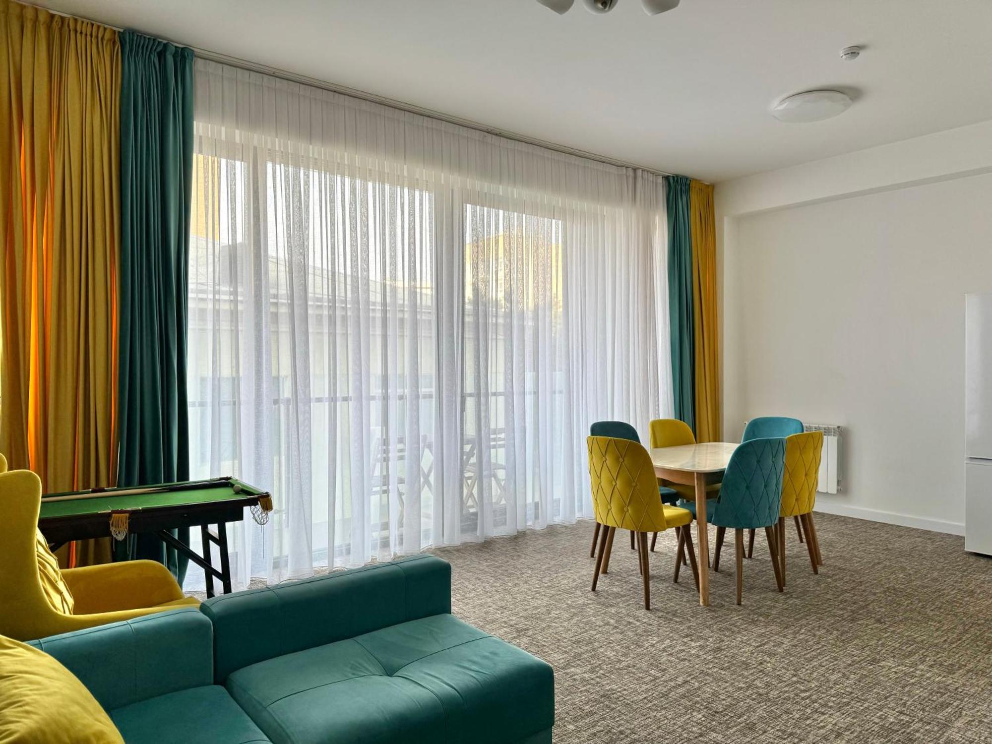 Full Comfort Apartment At Chavchavadze Tiflis Exterior foto