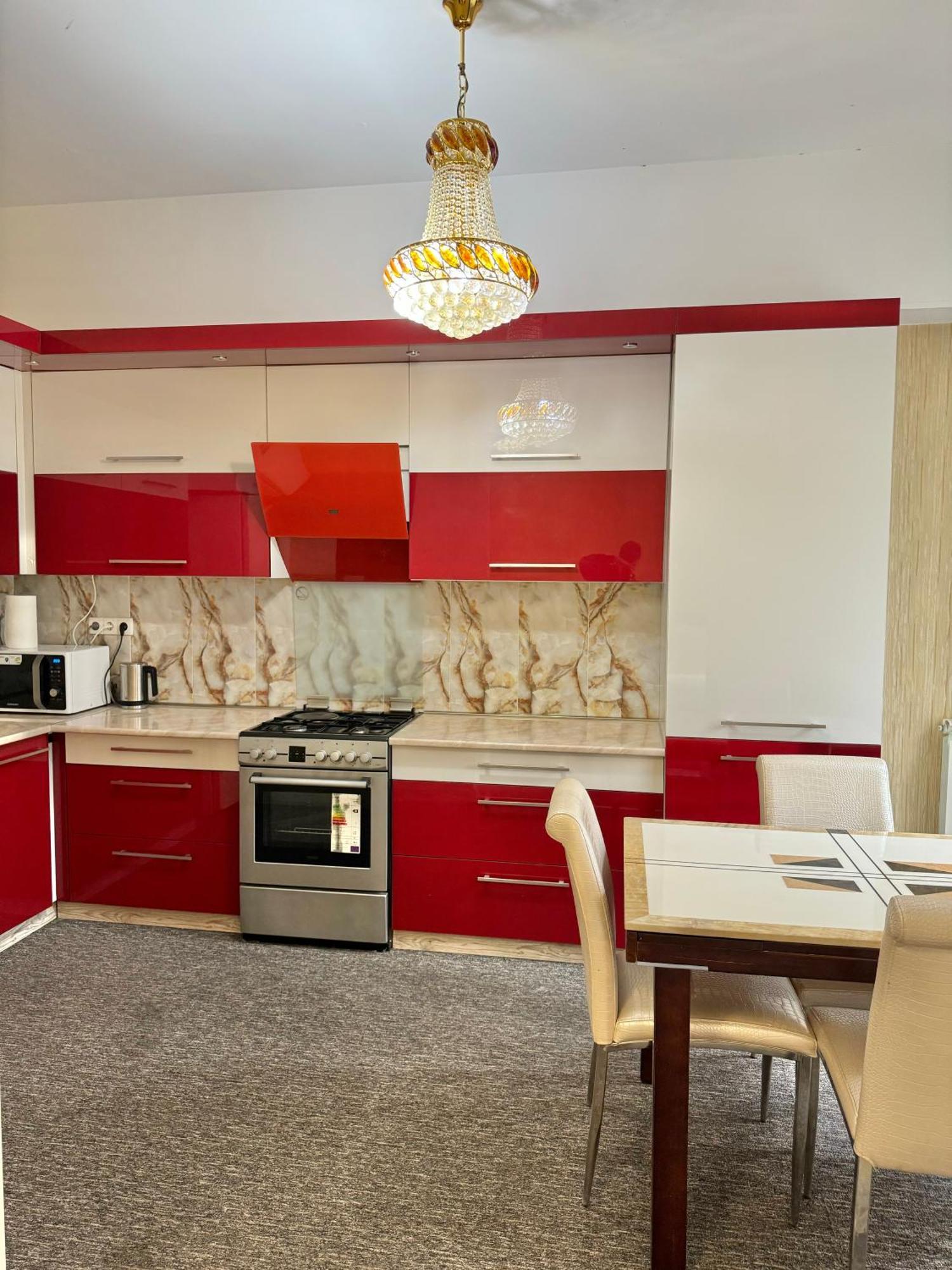 Full Comfort Apartment At Chavchavadze Tiflis Exterior foto